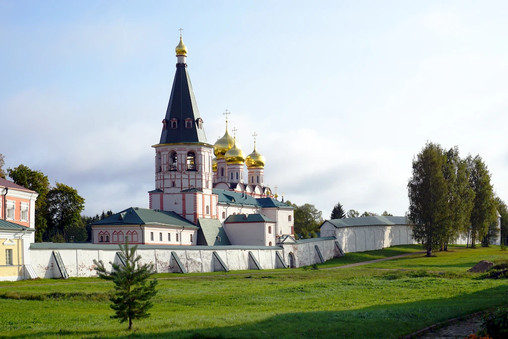 Валдай, Валдайский Иверский монастырь, Фото: Валерий Орлов, starput.ru