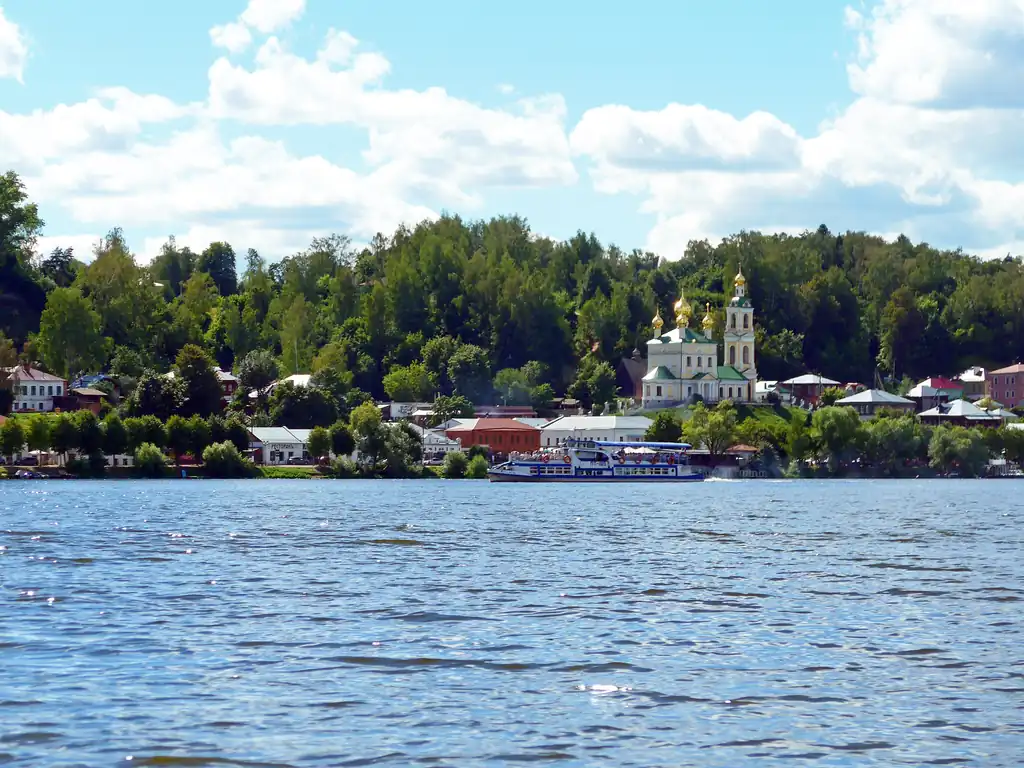 Вид Плёса с Волги