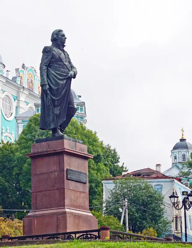 Смоленск, памятник Михаилу Кутузову