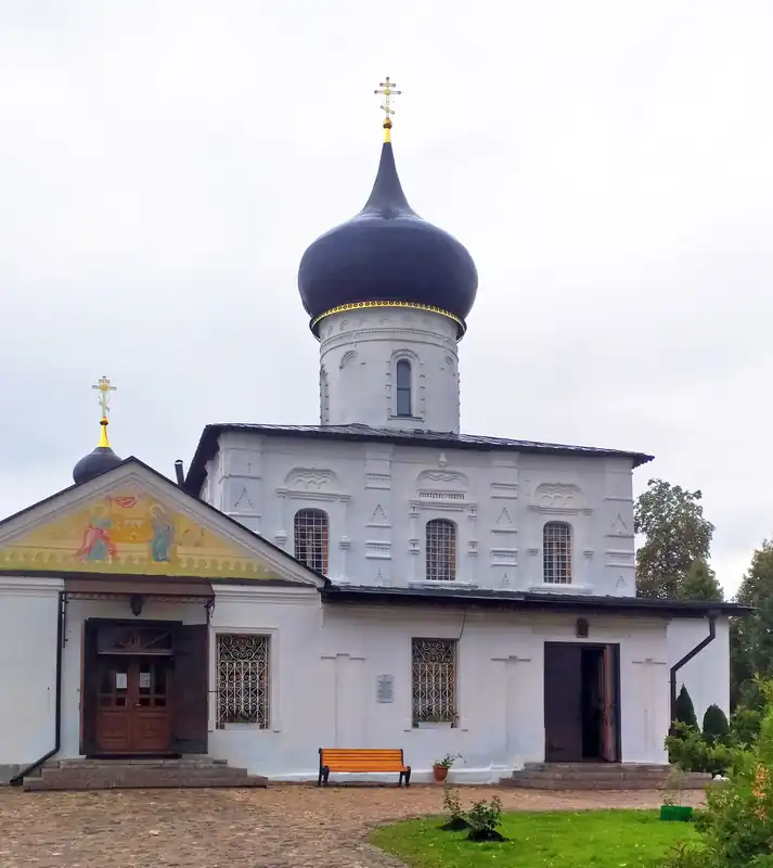 Церковь Георгия Победоносца в Старой Руссе