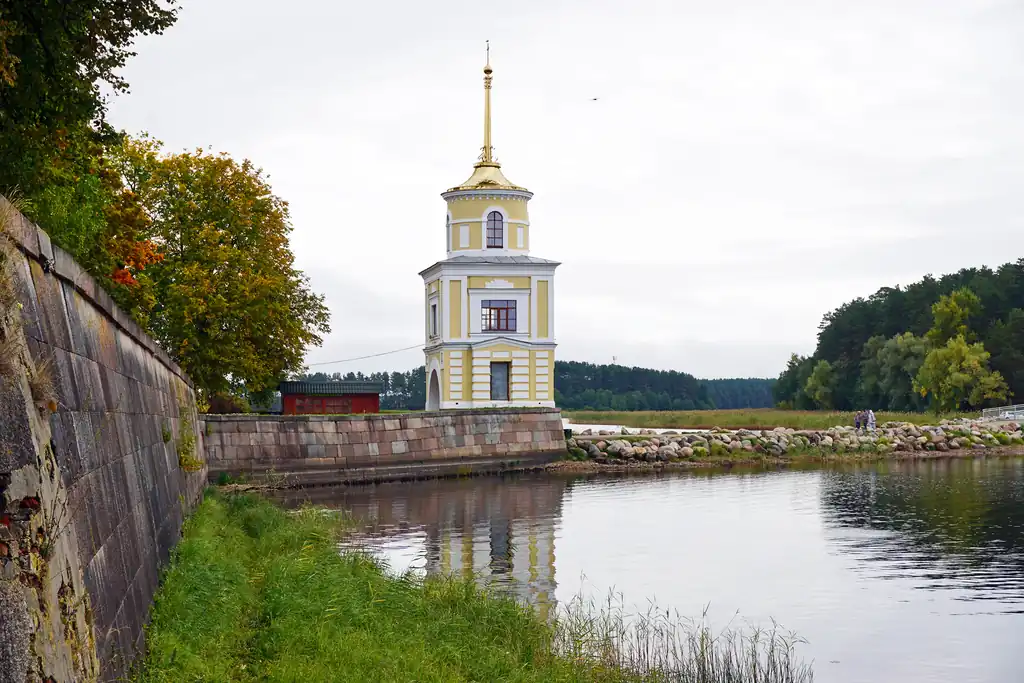 Монастырь «Нило-Столобенская пустынь»,  Светлицкая башня