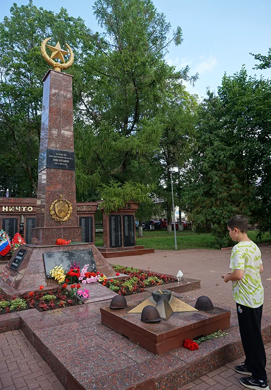 Руза, Памятник партизанам и воинам, Фото: Валерий Орлов, starput.ru