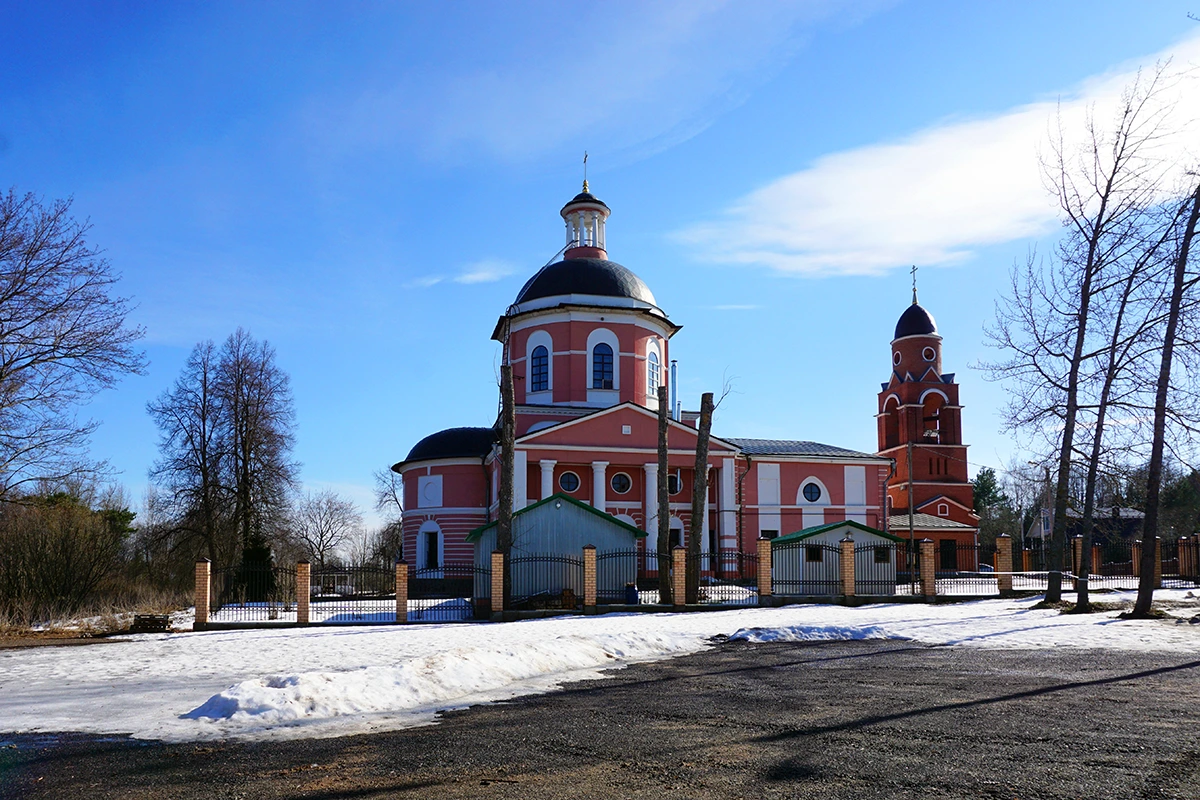 Большое Тёсово, Димитриевская церковь, Фото: Валерий Орлов, starput.ru