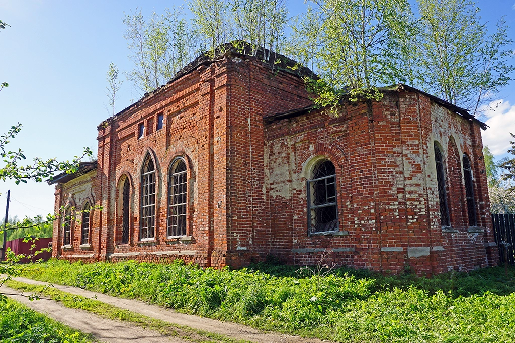 Село Великое Тихвинская церковь, фото: Валерий Орлов, starput.ru