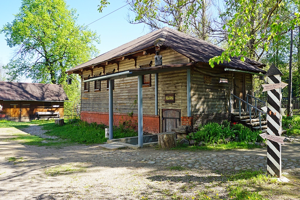 Гаврилов-Ям, "Музей Ямщика" у Дворца детского творчества, фото: Валерий Орлов, starput.ru