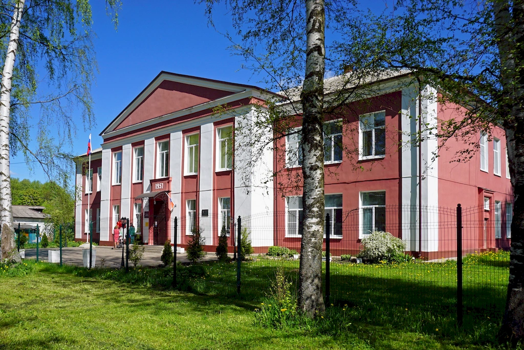 Школа в Карабихе, фото: Валерий Орлов, starput.ru