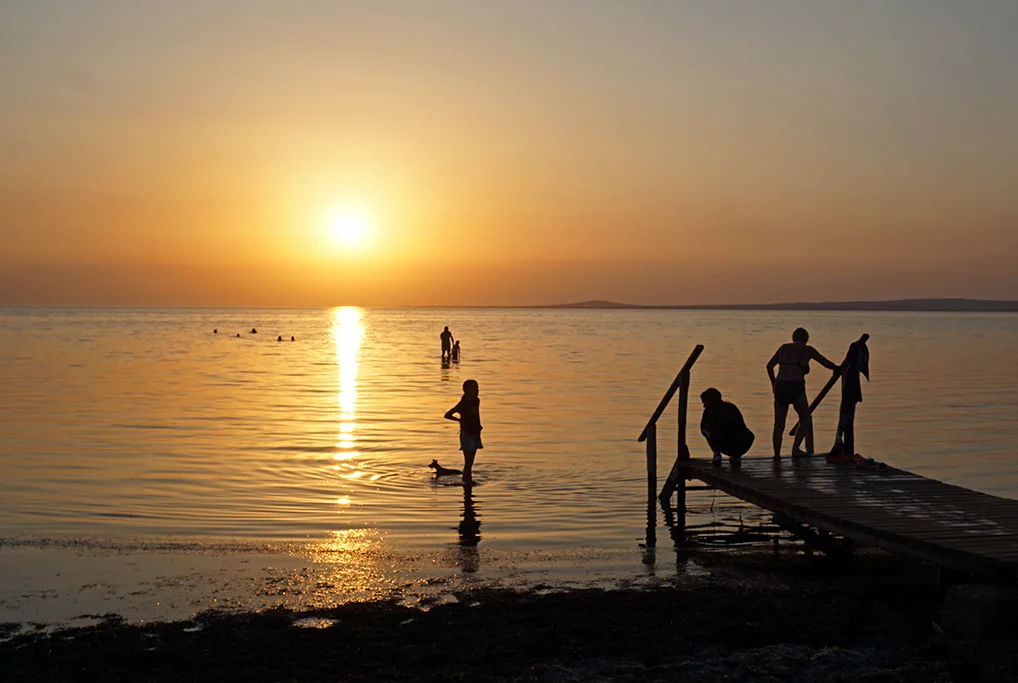 Закат в пос.Сенной, фото: Валерий Орлов, starput.ru